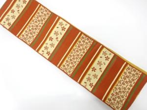 横段に桜模様織り出し　半幅帯